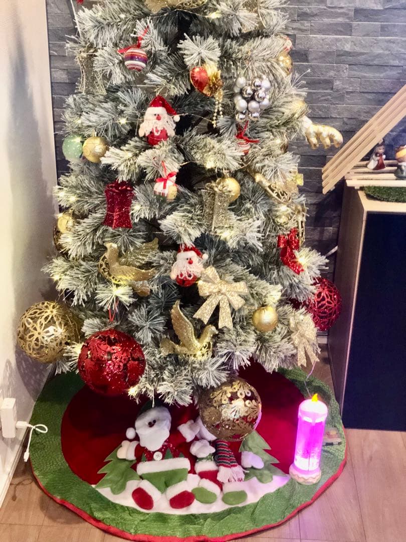 乳白色の緑の枝 クリスマスツリー 180cm ご自宅やビジネスに最適な装飾品付き