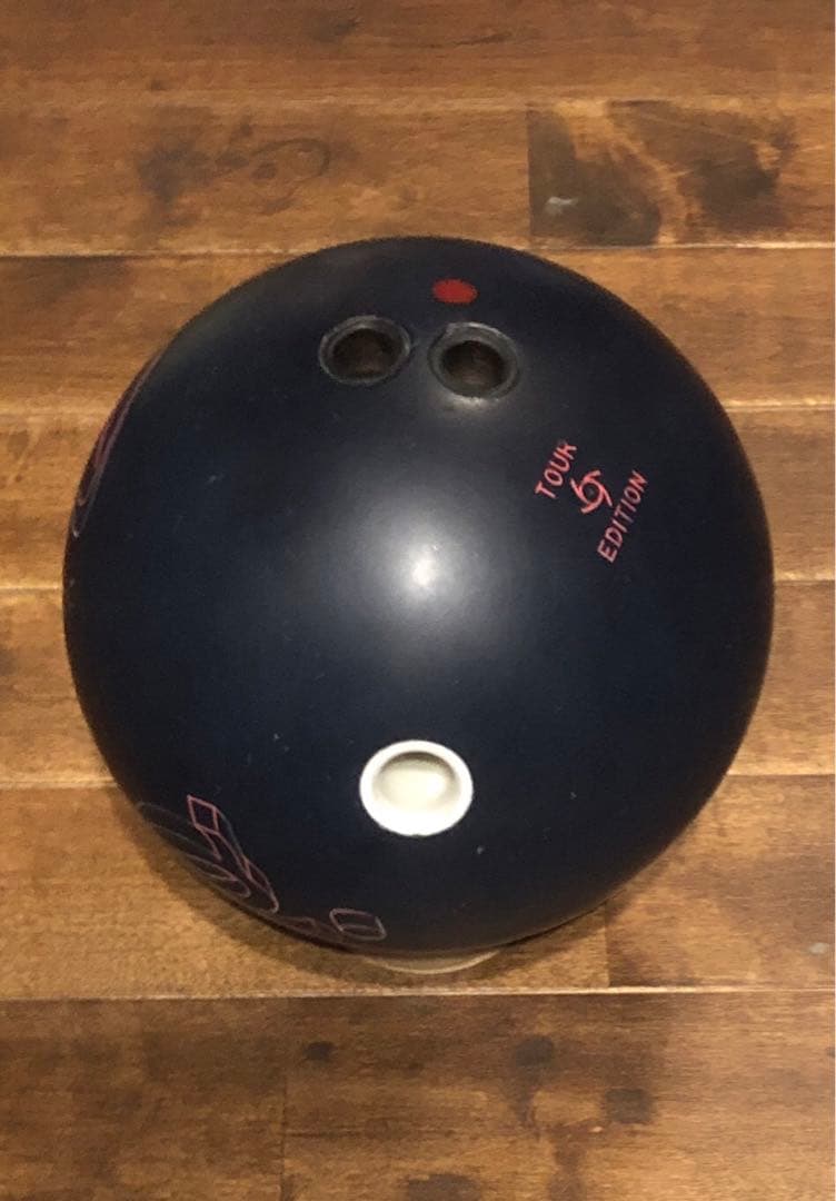 IQツアーエディション 15ポンド ボウリングボール