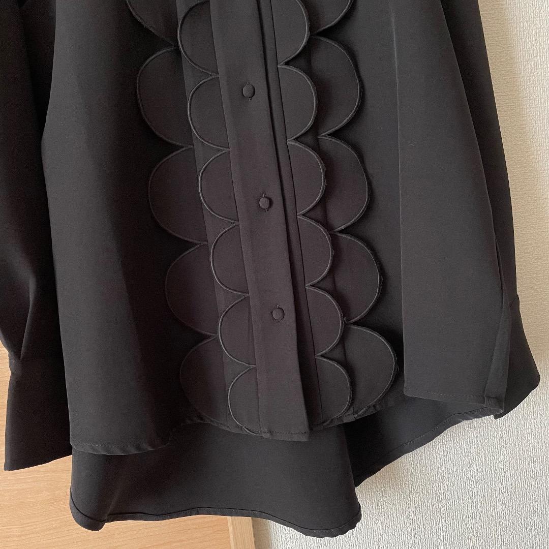 【ぱんだカート】シークレットトロフィー スカラップブラウス 黒