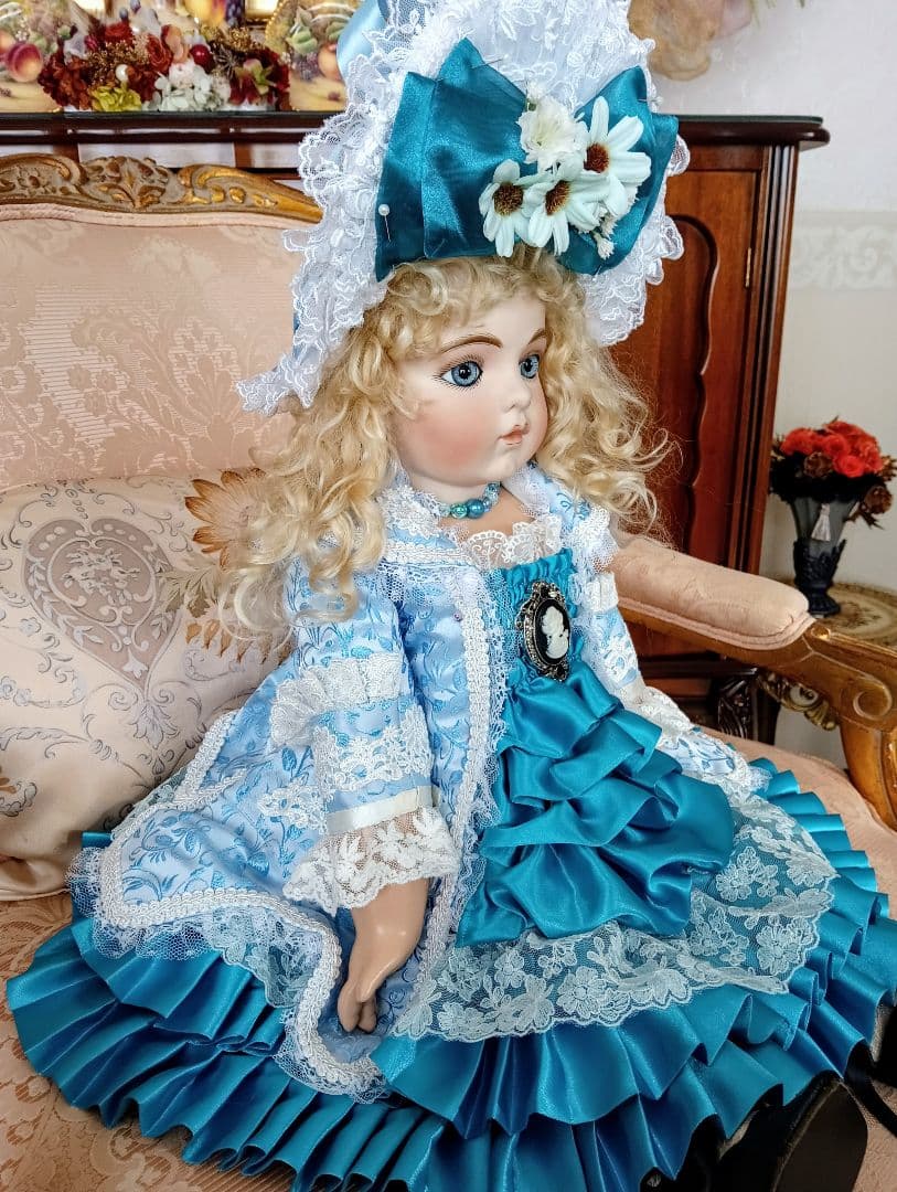 チューイ　❤️ジャケット＆スカート、ボネのセットアップ