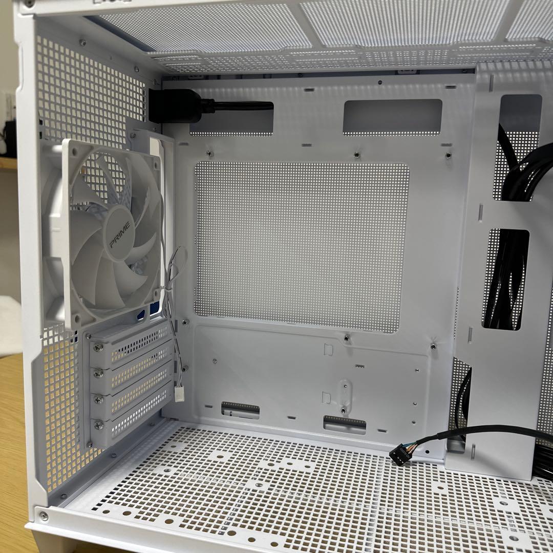 ASUS Prime AP201 MicroATXケース