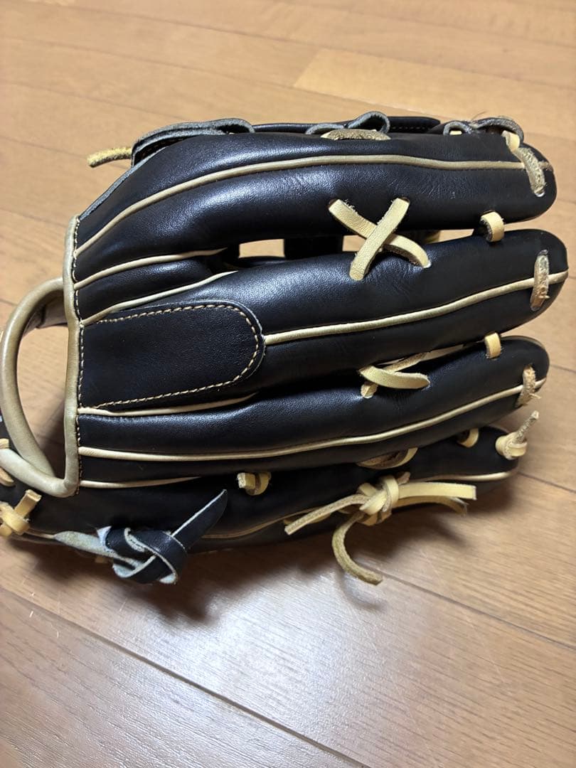硬式野球 レザーグローブ 黒/ベージュ