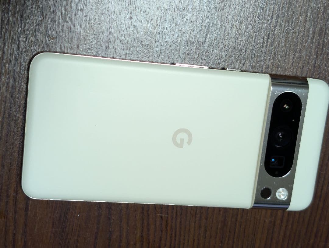 【中古、画面に傷あり】Google Pixel 8 Pro 本体 白