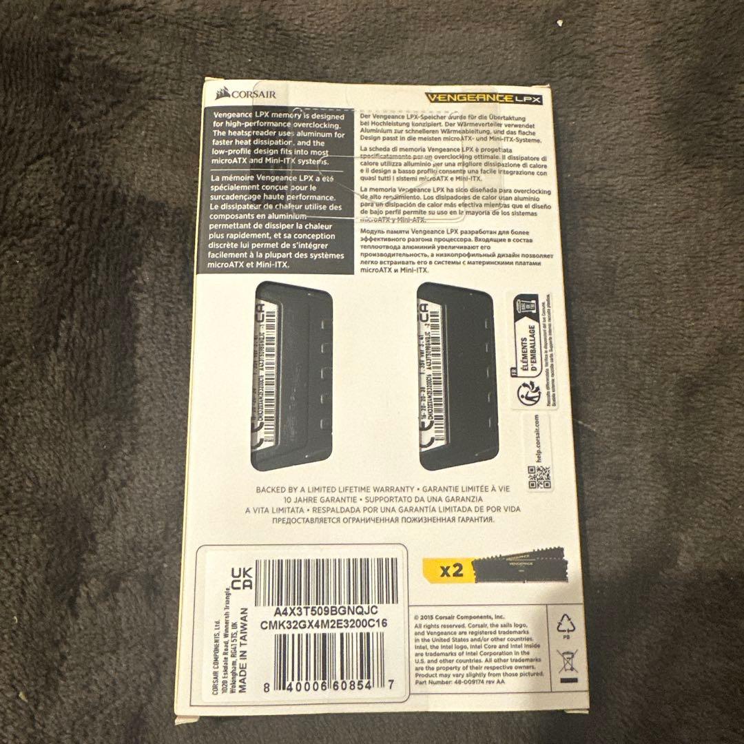 メモリー CORSAIR VENGEANCE LPX DDR4 32GB