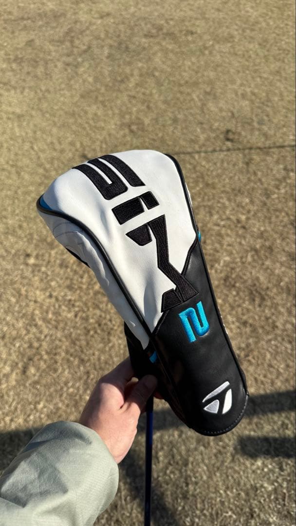 TaylorMade SIM2 MAX ドライバー