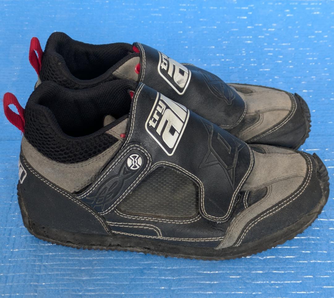 トライオール シューズ 女性 子供 24cm 自転車 MTB トライアル 靴 黒