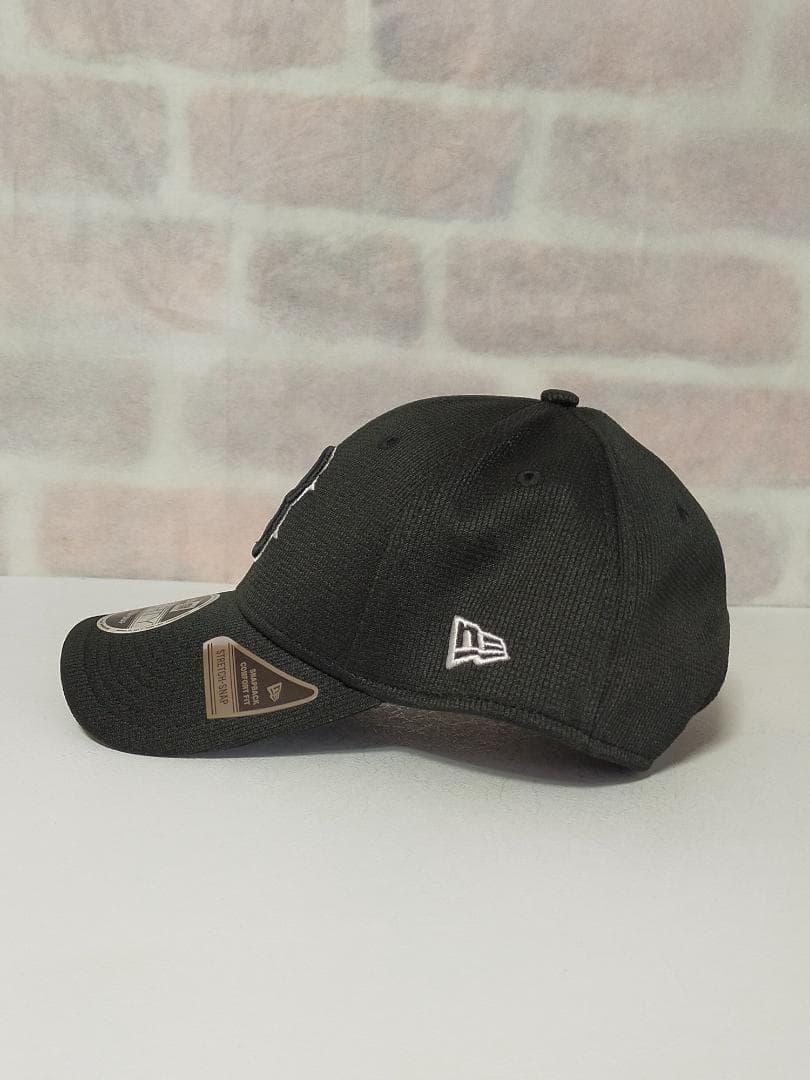 ボストン・レッドソックス　9FORTY 黒白　ストレッチスナップ