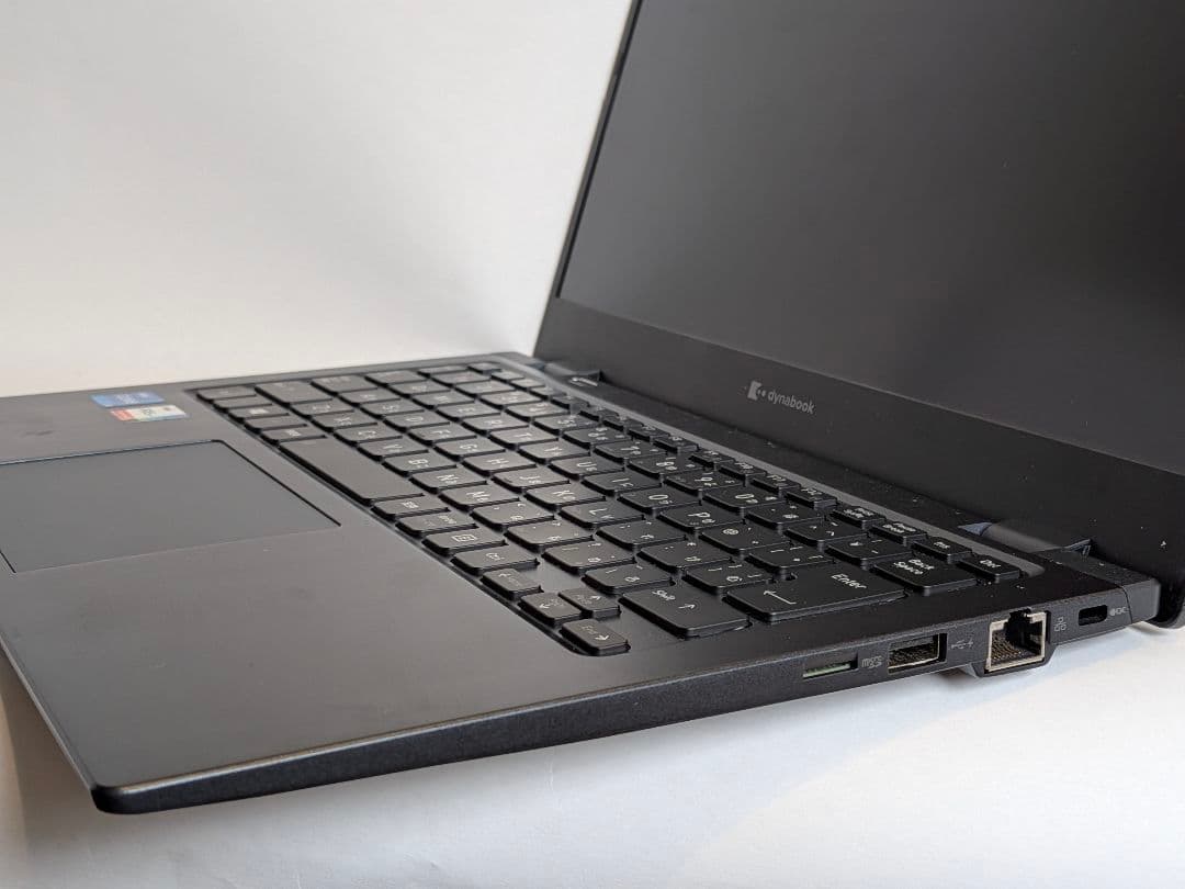 第11世代Core i5 Dynabook G83/HS A69