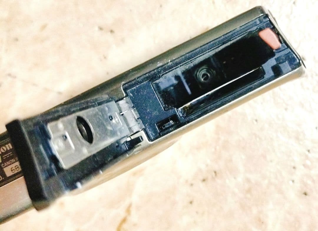 CANON IXY 920IS　デジタルカメラ　ジャンク