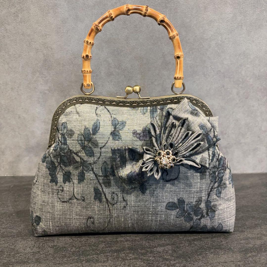 新作　和の心シリーズ洗練された大きめバンブー紬の優しい艶感つまみ細工飾りを添えて