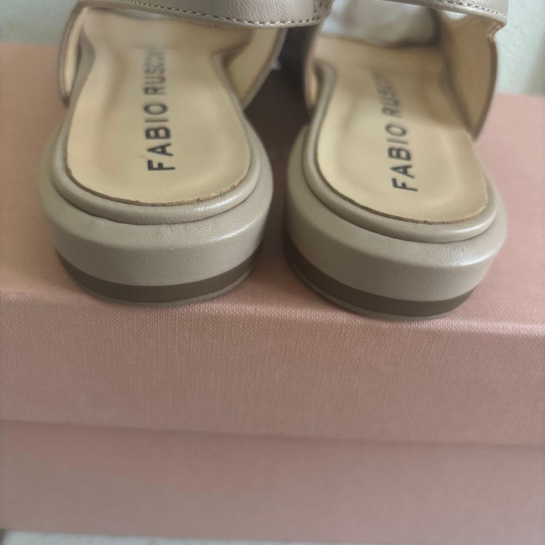 FABIO RUSCONI ベージュ ポインテッドトゥ ミュール