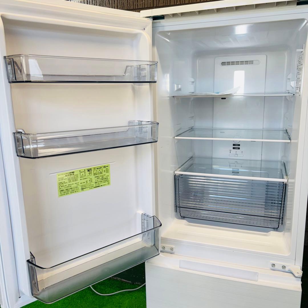 美品 22年製 179L 冷蔵庫 大きめ SHARP【地域限定配送無料】