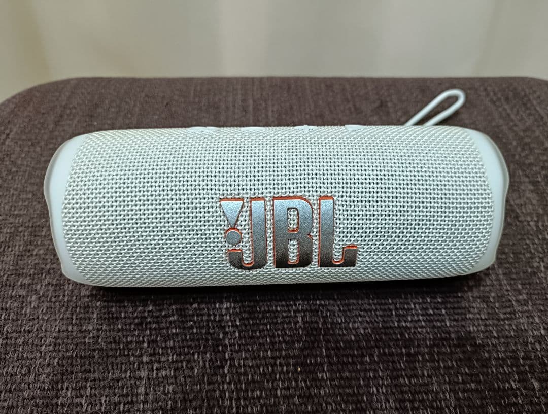 JBL Flip6 ホワイト ケース付き