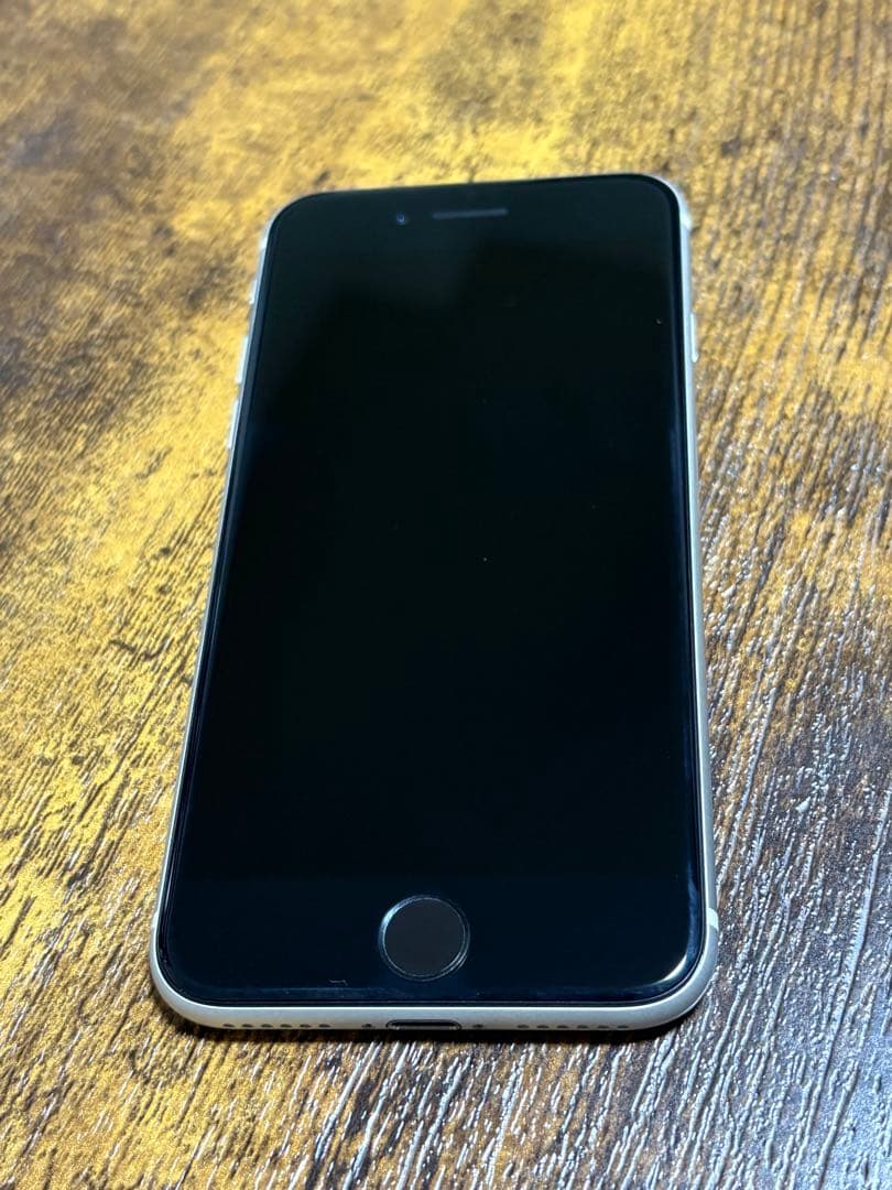 スマートフォン本体 iPhoneSE2