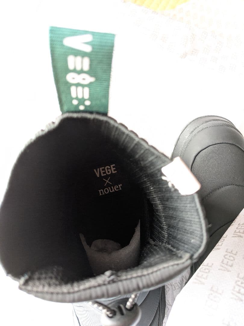VEGE×nouerの別注スノーブーツ