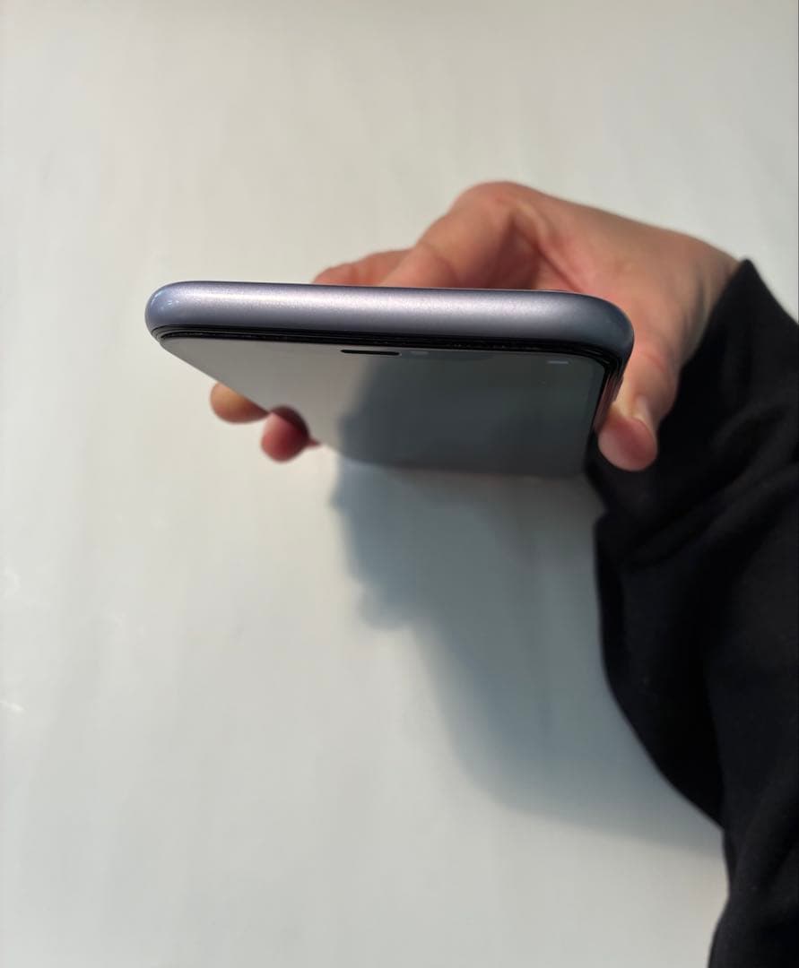 iPhone 11 64GB パープル SIMフリー 液晶不良 ジャンク