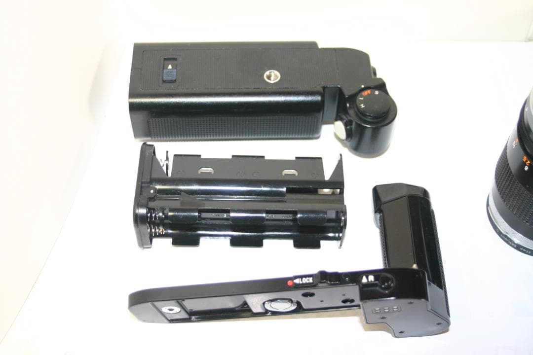 【動作確認済】キャノンA-1+純正レンズ2本+モータドライブ+ストロボ（C12）