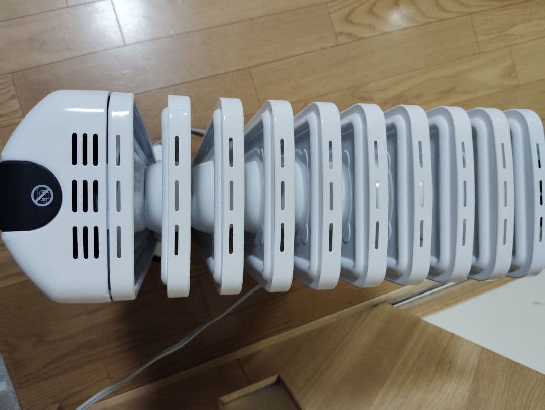 【極美品・未使用級✨️】デロンギ アミカルドオイルヒーターRHJ35M1015