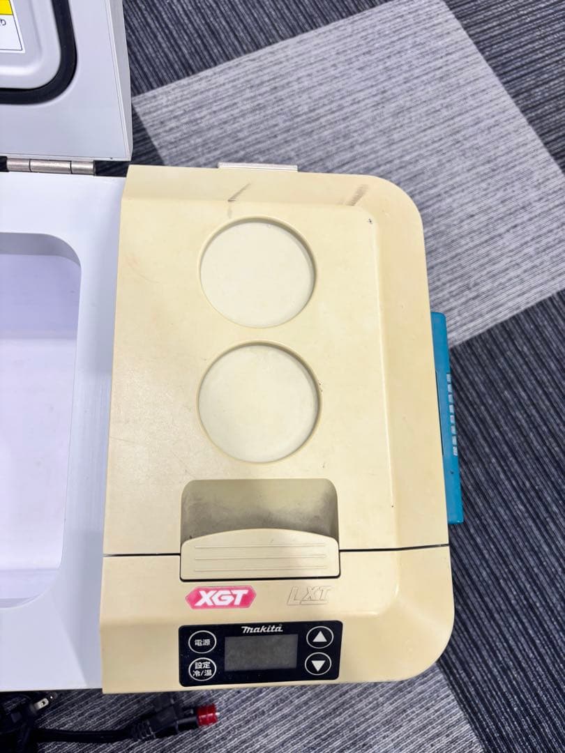 ま*す様 マキタ 充電式保冷温庫 CW180D 18V容量20L