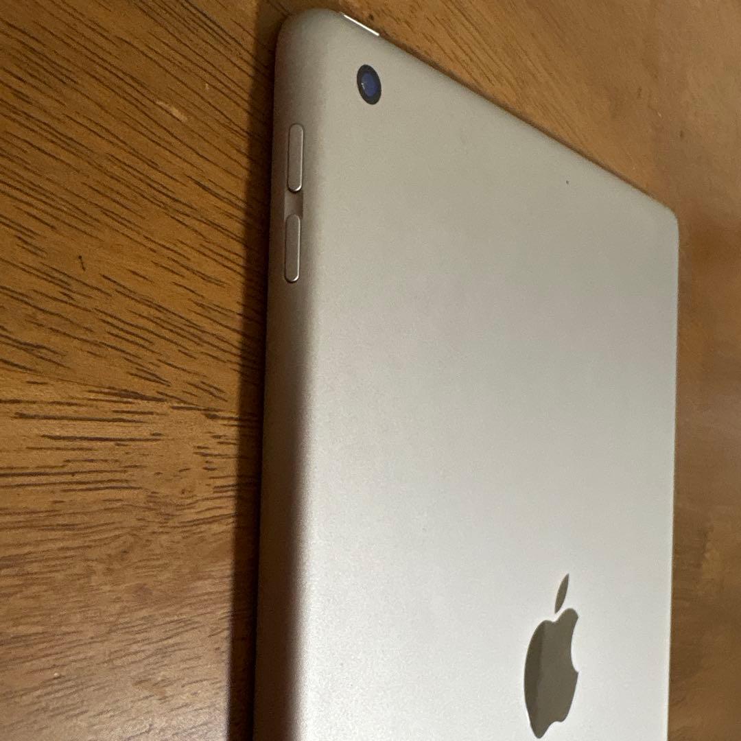 g*a様 iPad7(2019) 128G Wi-Fi モデル 代7世代