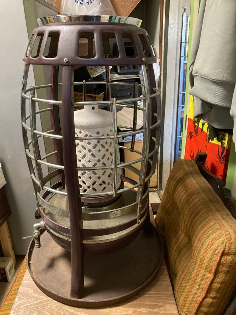 アンティークガスストーブ