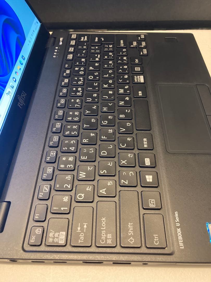 富士通LIFEBOOK U939B i5 8365U 8GB/256 GB