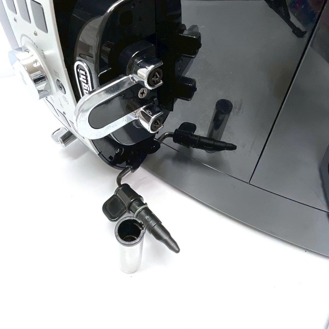 美品　動作保証付　デロンギ　マグニフィカs ECAM22112B 全自動コーヒー