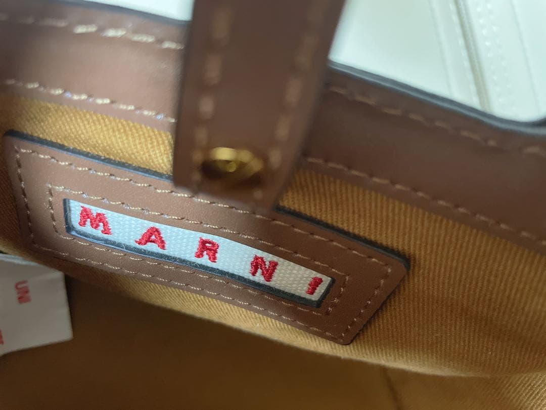 【まーちゃん】MARNI　TROPICALIA MICRO