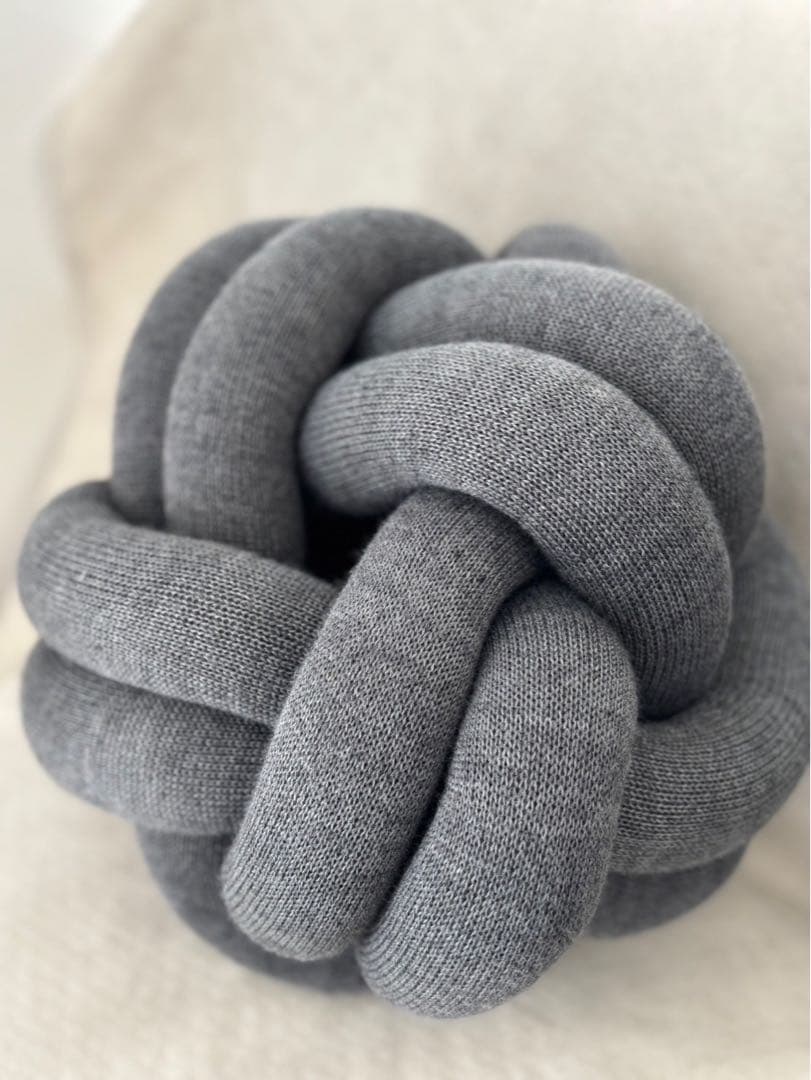 ノットクッション グレー