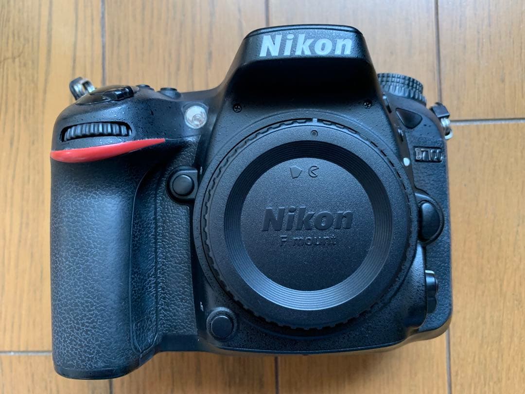 Nikon D7100 ボディ + WU1-s 付属品