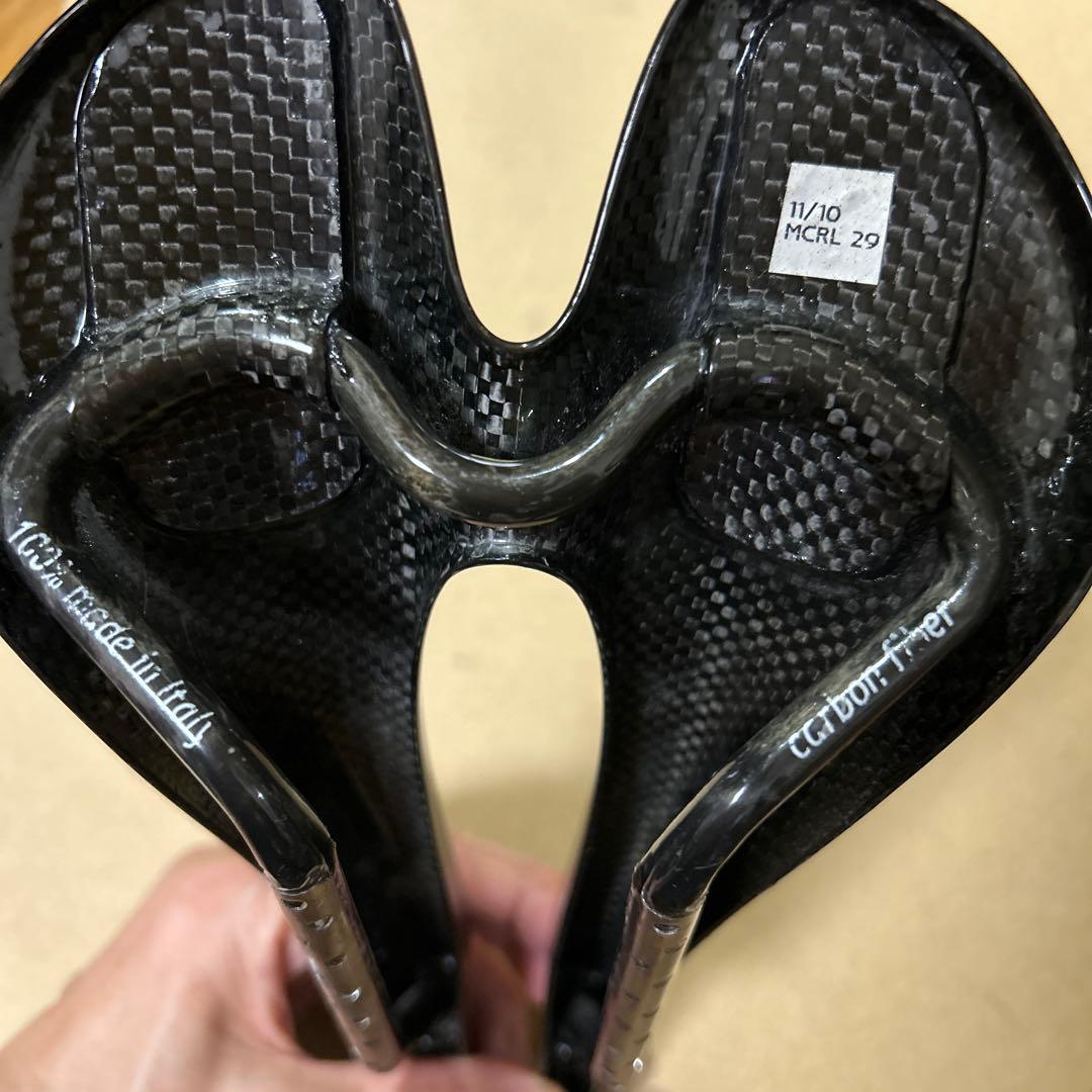 ロード用サドル　SELLE SMP フルカーボン