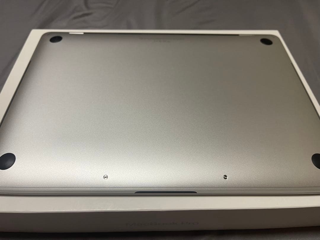 美品 Apple MacBook Pro 13インチ 充電器箱付き