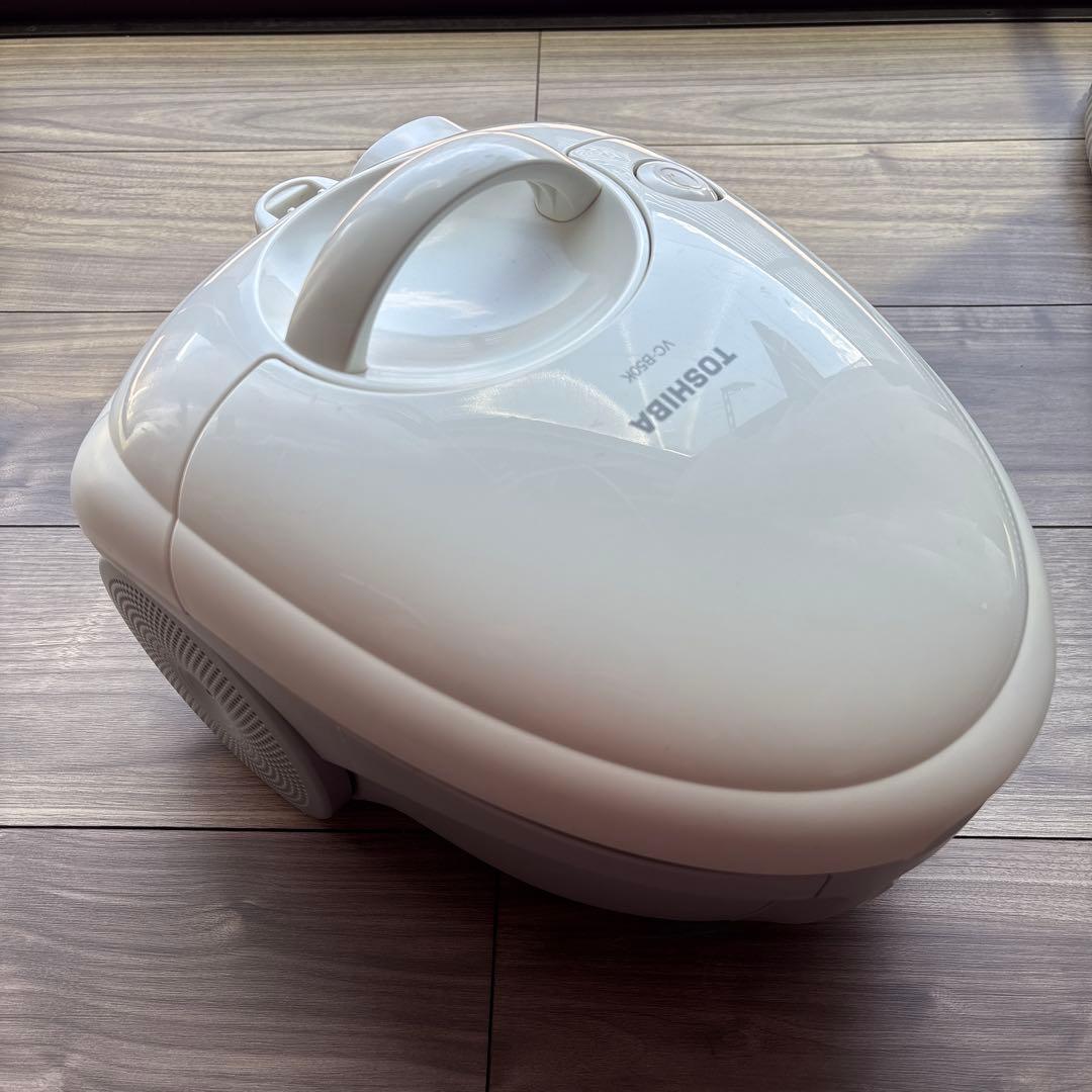 東芝 紙パック式掃除機 VC-B50K