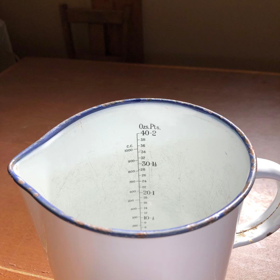 アンティーク　ビーカー　琺瑯