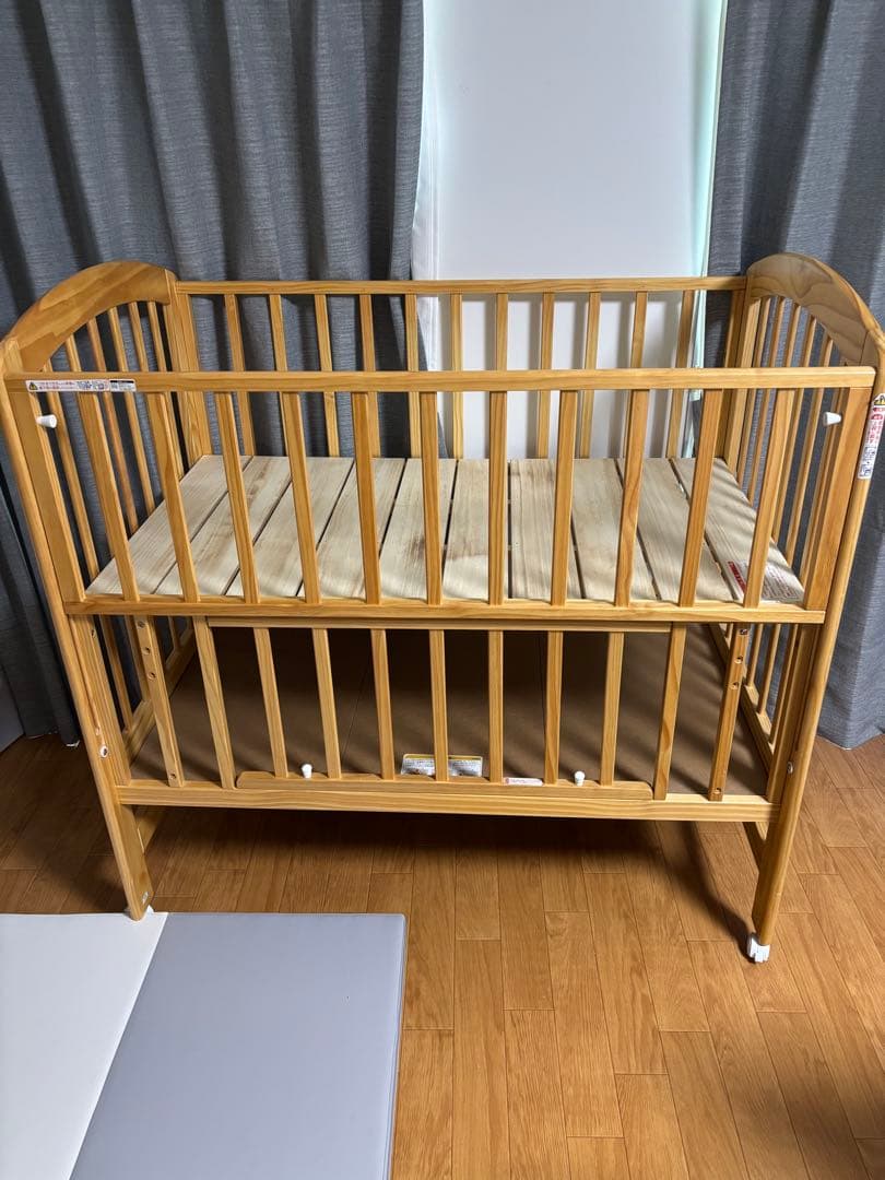 KATOJI ハイポジションベビーベッド 【キャスター付】