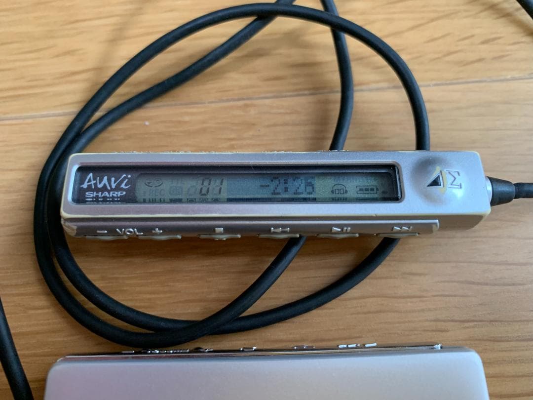 【ジャンク品】SHARP 1ビットポータブルMDプレーヤー MD-DS8-S