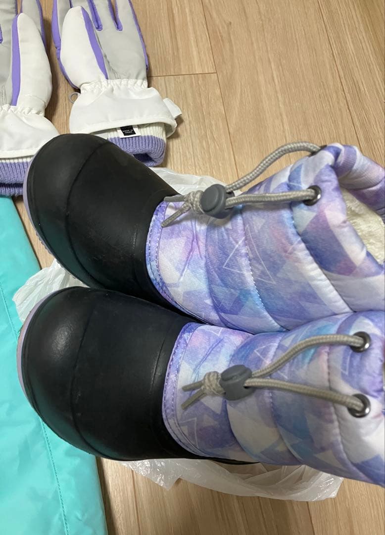 【美品】子供用スキーウェア フルセット 110cm（調整可）グローブ・ブーツ付