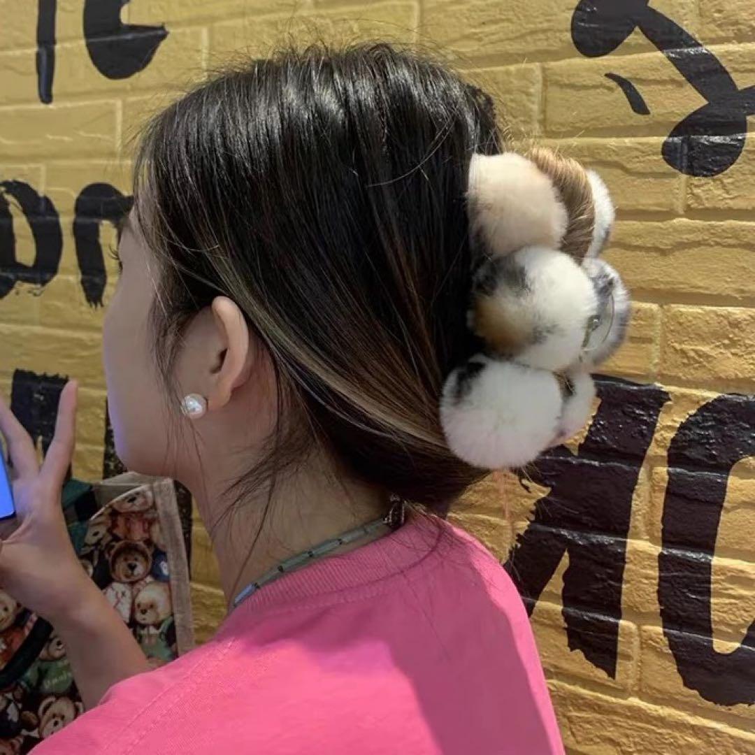 ユカリ　特大ぽんぽん.ヘアクリップ　さらふわファー　韓国　他合計14点