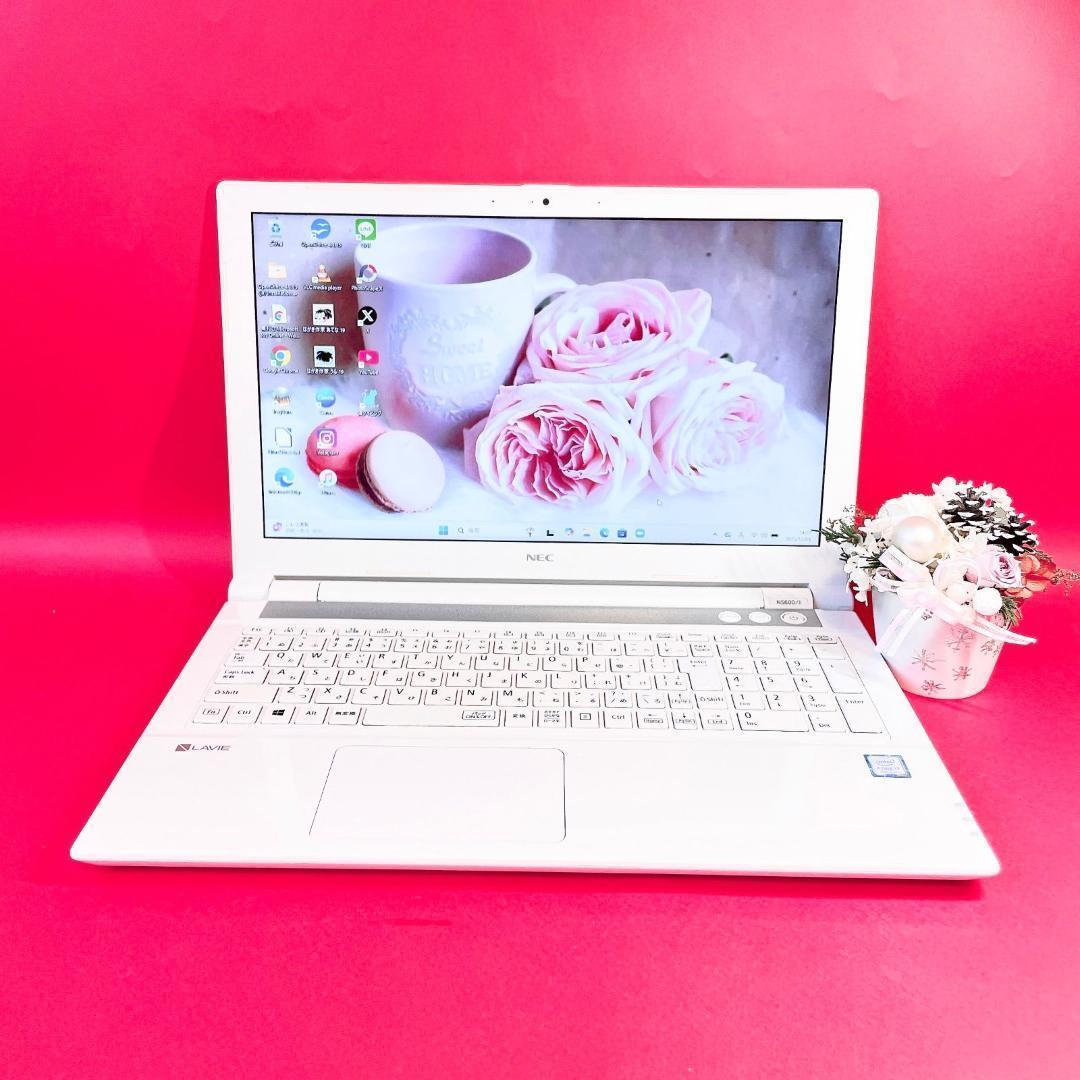 Windows11対応❣️第8世代Corei7✨️薄型ノートパソコン！カメラSSD白