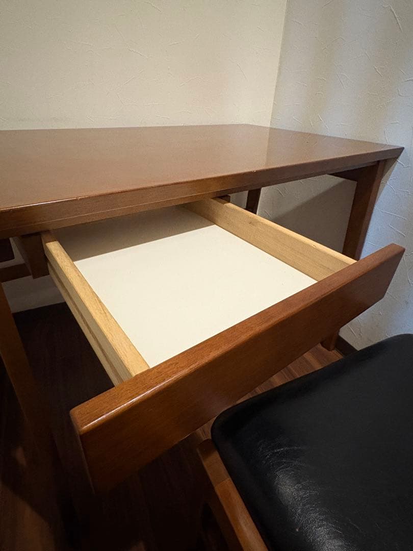 【デスク】カリモク760+