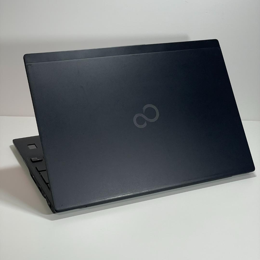 第10世代i7 富士通 U9310 ノートPC メモリ16GB 薄型軽量 SSD