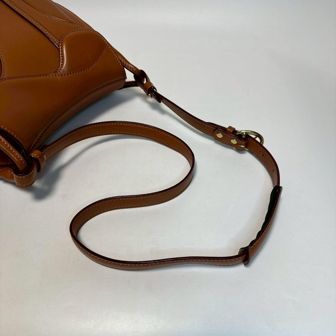 p29【美品】イタガキ　レザー　鞍　くら　サドルバッグ　替えショルダー付