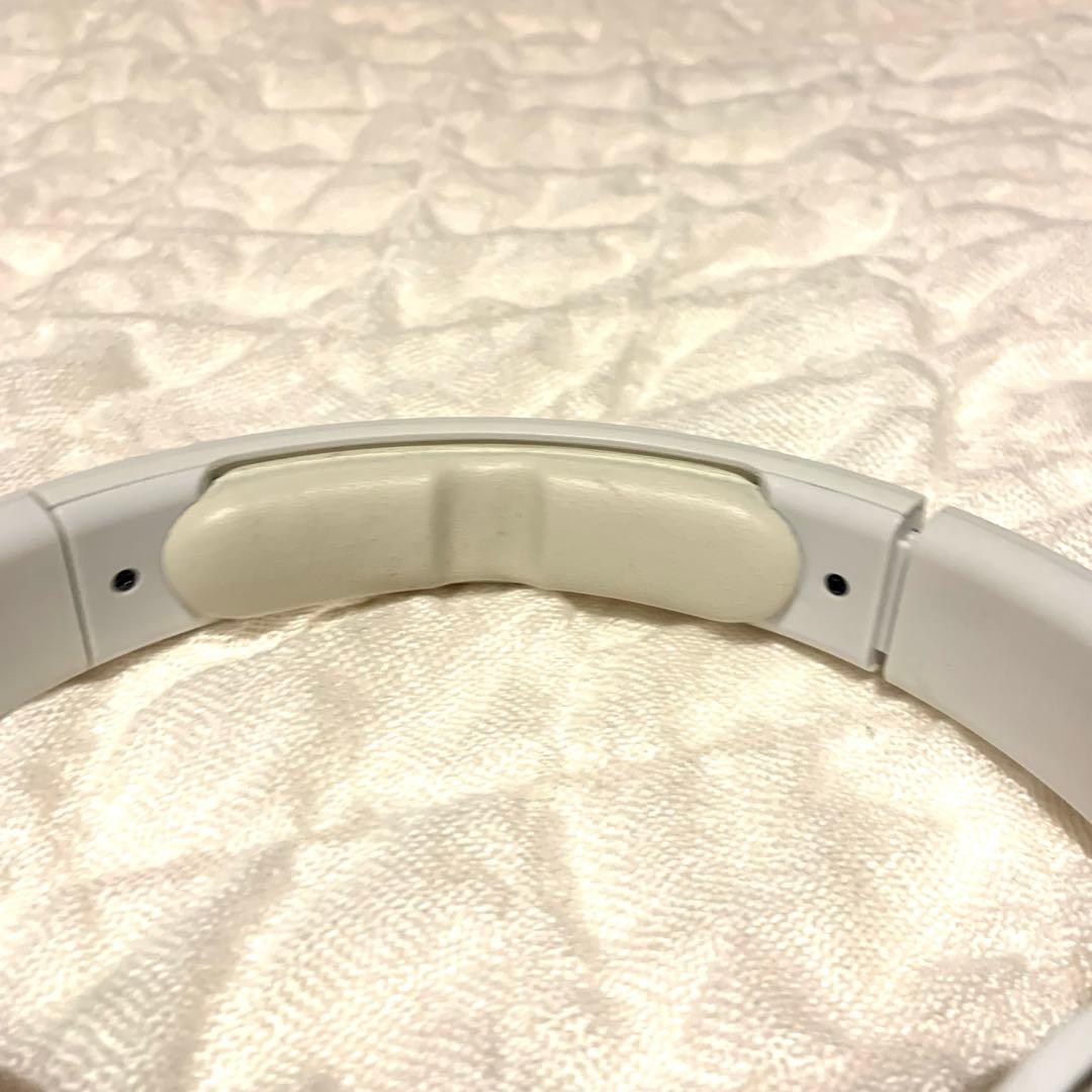 スカルキャンディ ワイヤレスヘッドホン ホワイト/ベージュ