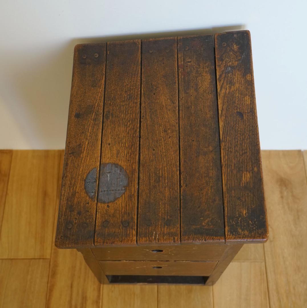 【アンティークタミゼ】オランダ　戦前アンティーク　小さめ　棚　キャビネット