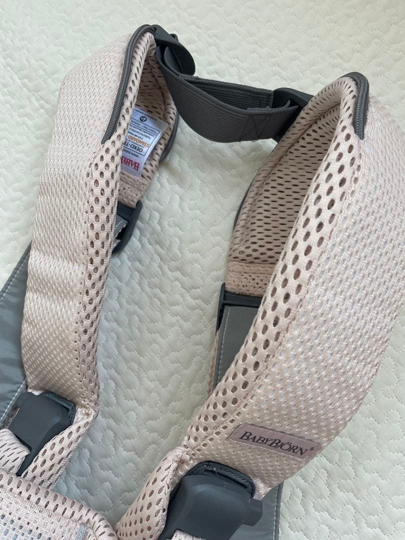 【misako09221986‼️】BABYBJÖRN 抱っこ紐