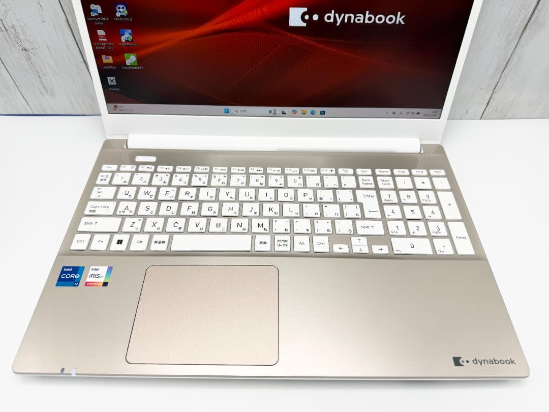 Windows11 Core i7-1260P SSD1TB メモリ32GB