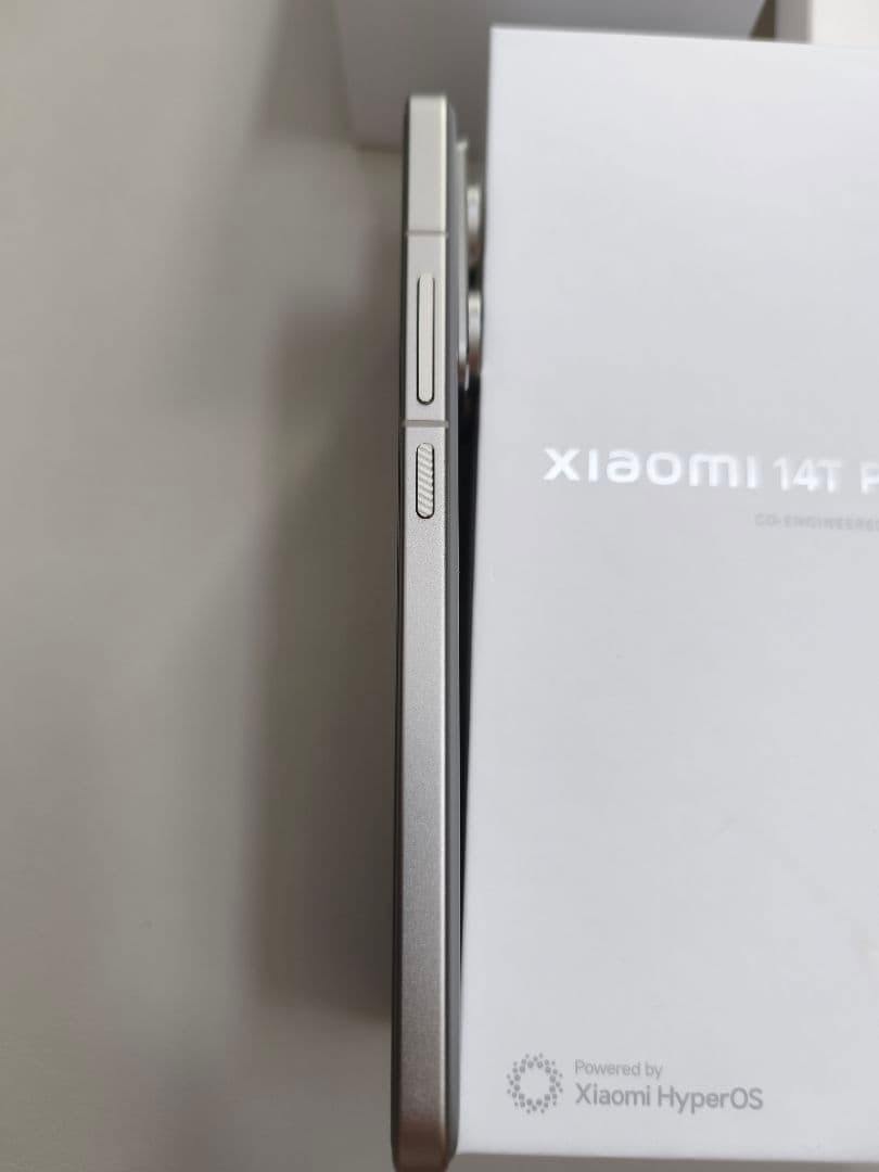 Xiaomi 14tpro 256 チタングレー 国内版 SIMフリー