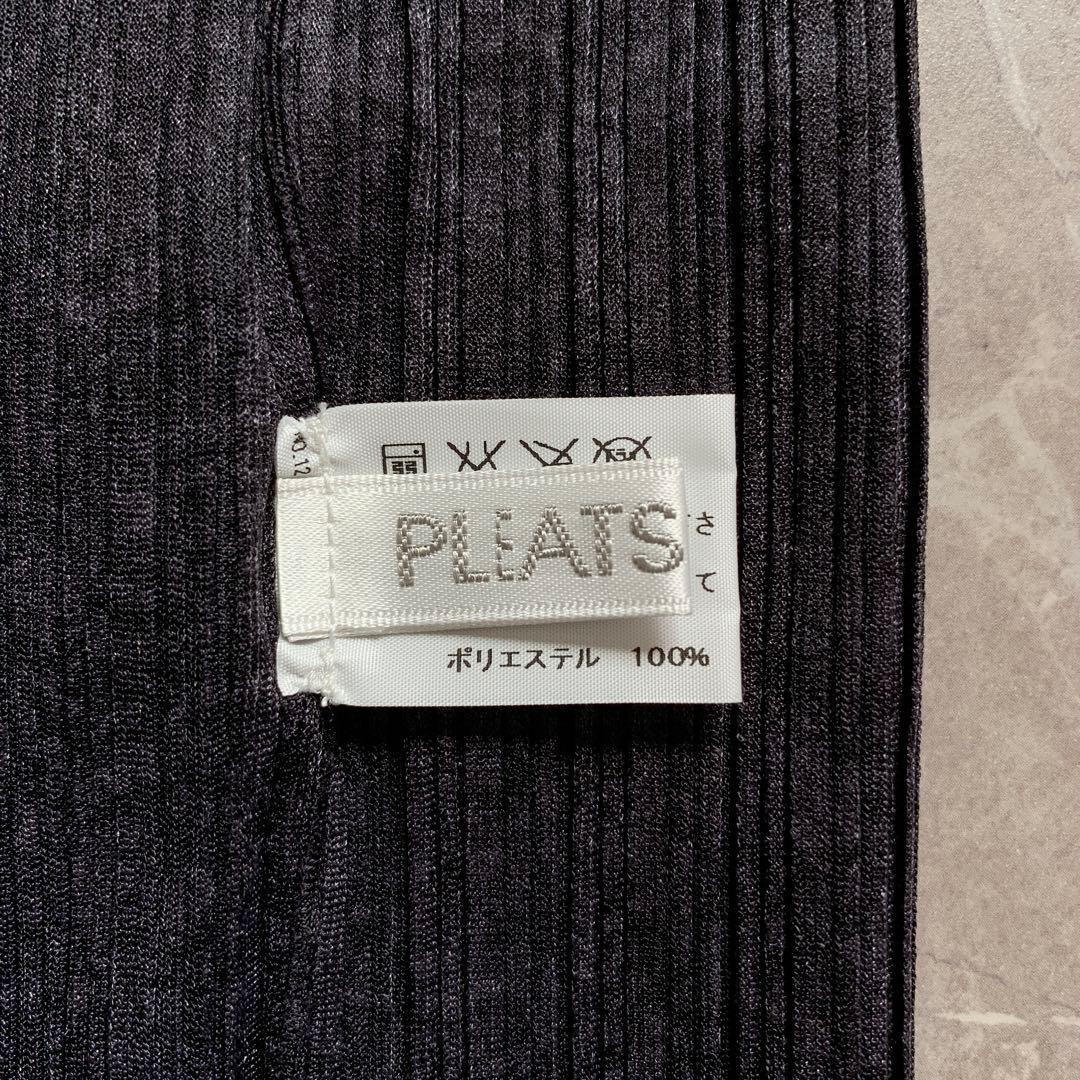 プリーツプリーズ　イッセイミヤケ　ネックウォーマー　　オーチューブ グレー美品