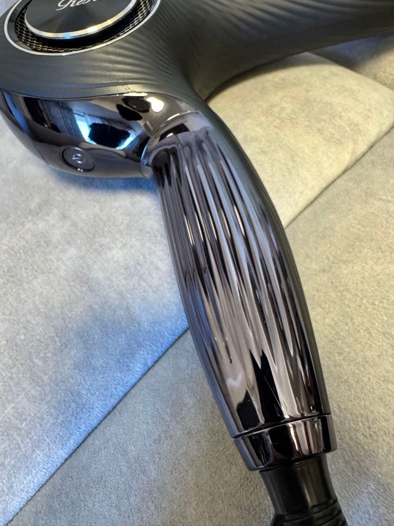 ReFa BEAUTECH ブラックヘアドライヤー