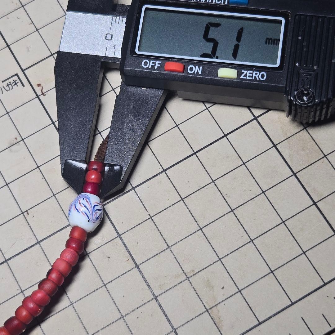 稀少　レース模様のフェザービーズ　goro's等のカスタムに